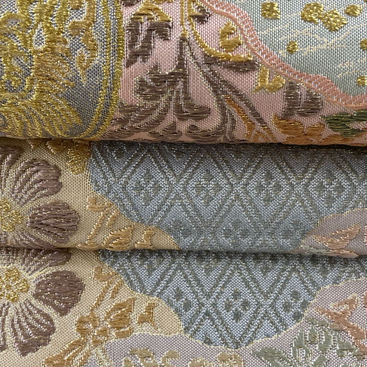 袋帯 名品 鳳凰 花唐草 金糸 刺繍 薄ピンク 六通 正絹 【中古