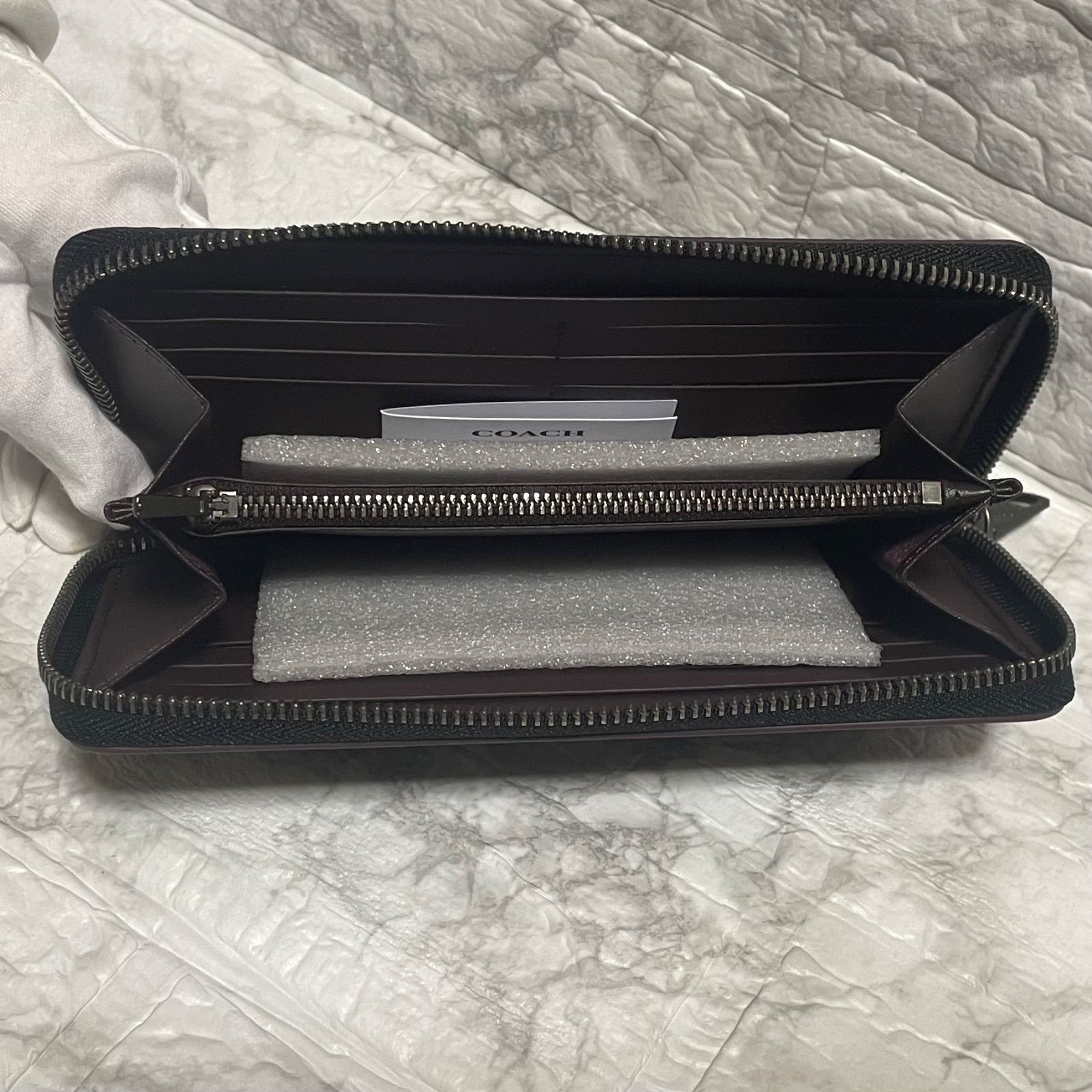 送料無料】☆新品未使用☆ COACH コーチ ラウンドファスナー 長財布 
