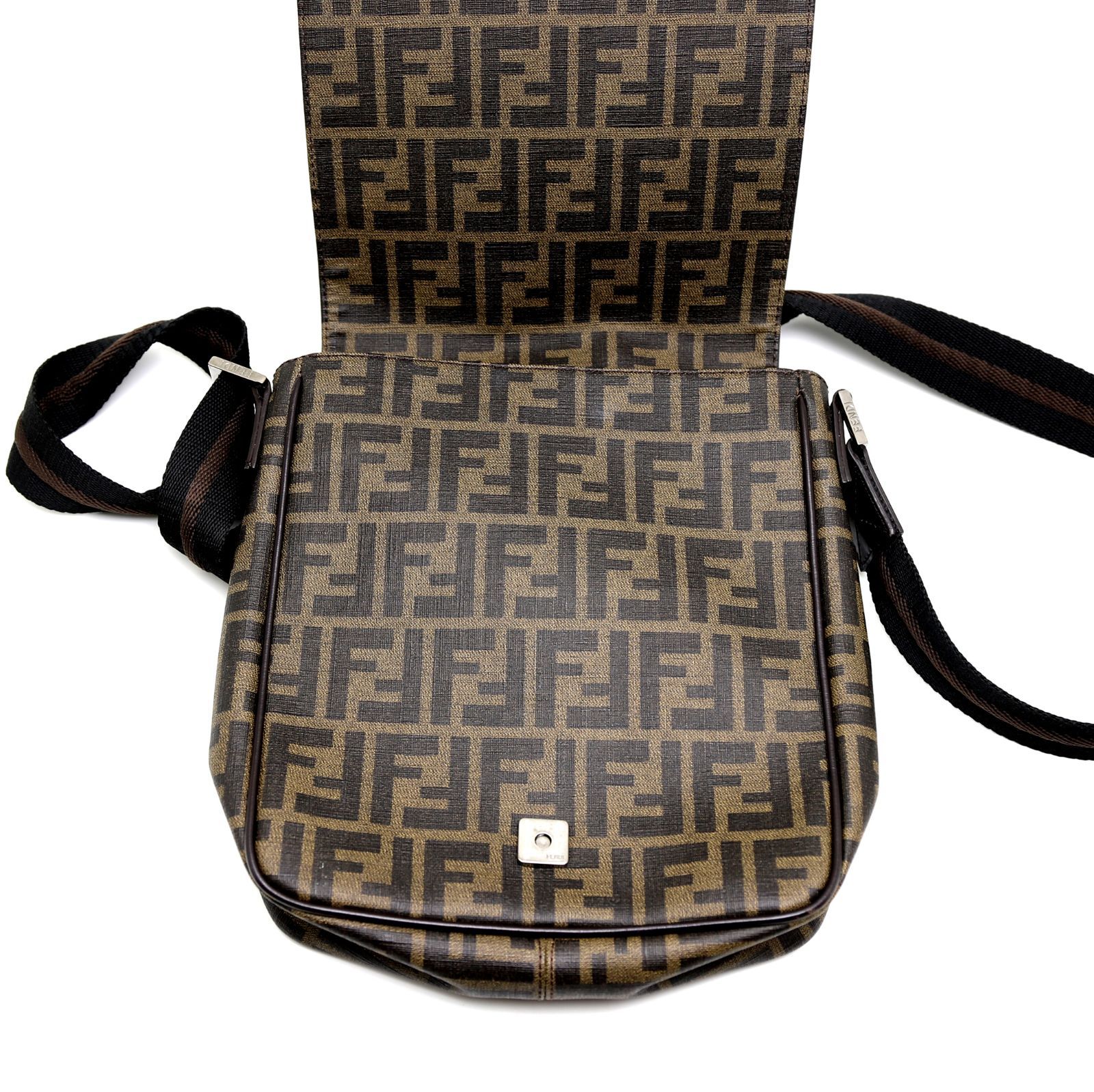 フェンディ ショルダーバッグ ズッカ柄 PVC レザー ダークブラウン