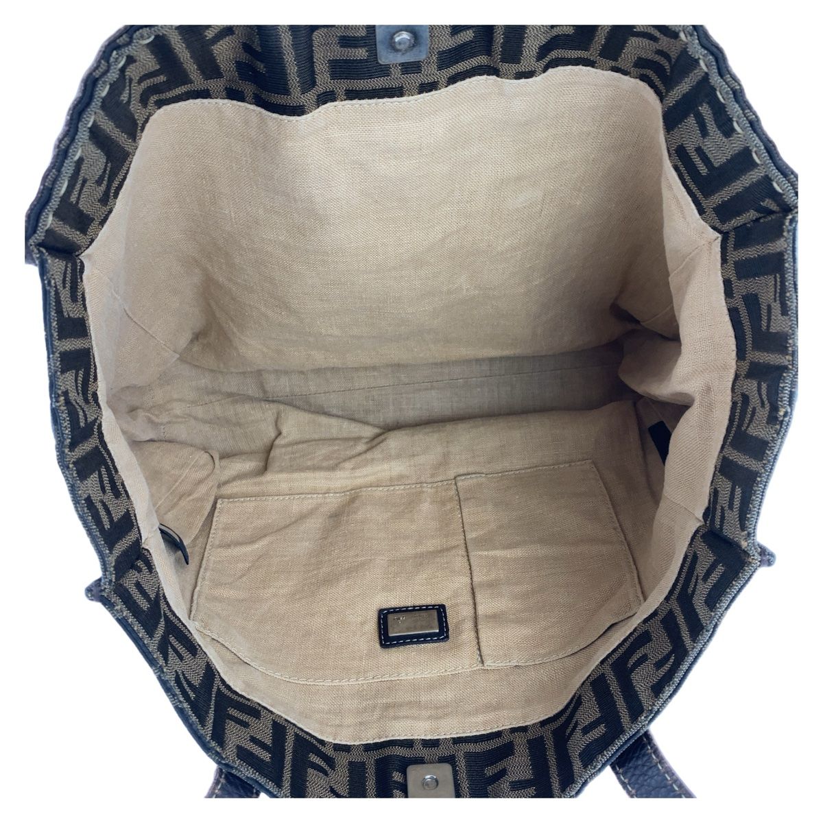 FENDI ズッカ柄 キャンバス ロゴ金具 シルバー金具 ブラウン FENDI