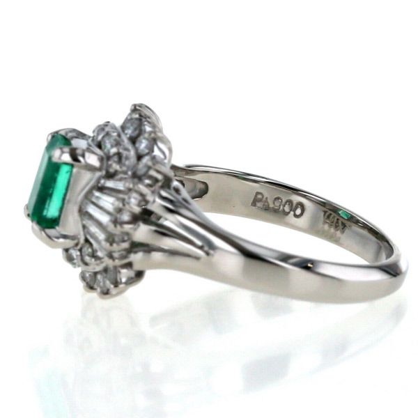 Pt900 プラチナ リング エメラルド 0.79ct ダイヤモンド 0.55ct