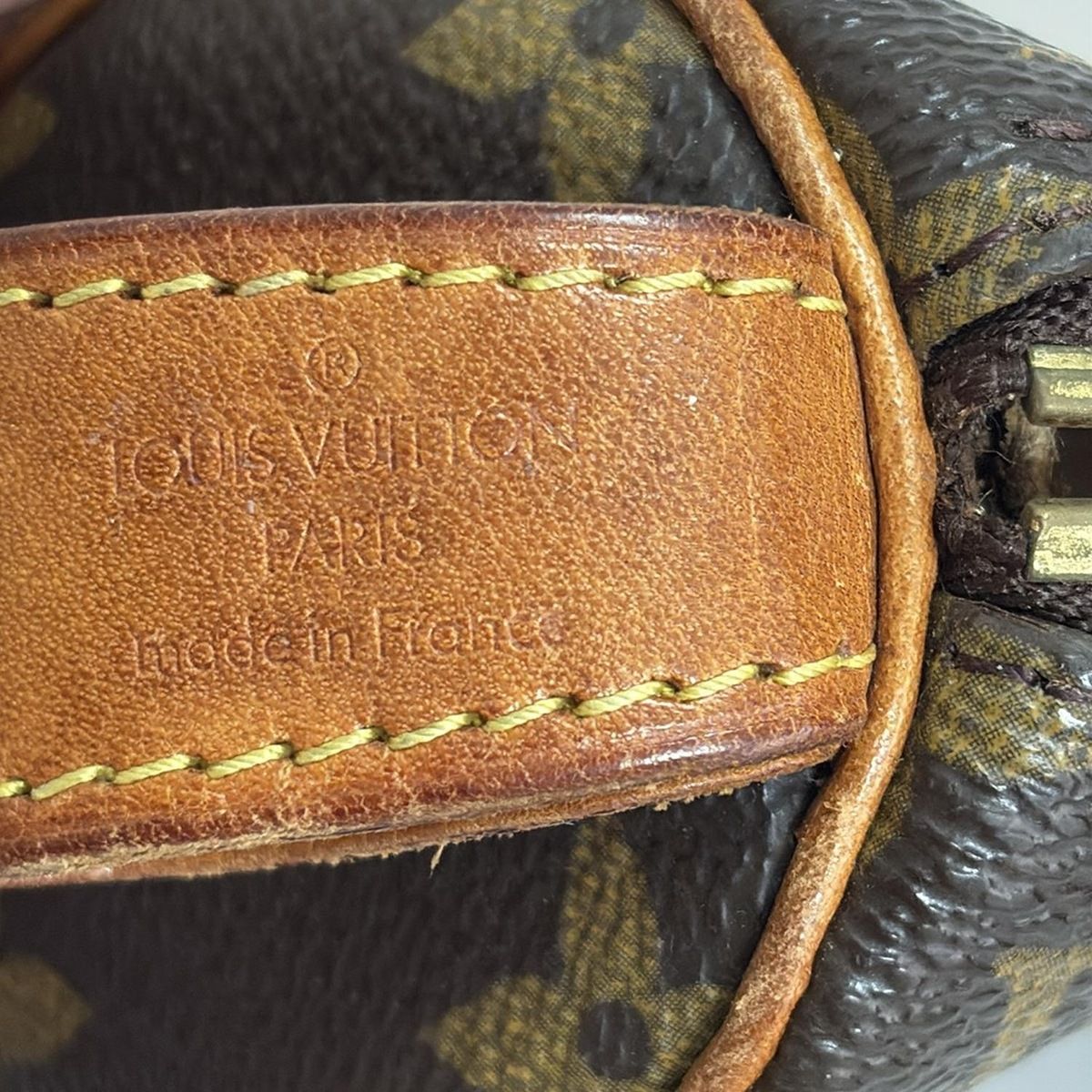 LOUIS VUITTON ルイ・ヴィトン モノグラム トゥルース・ロンド