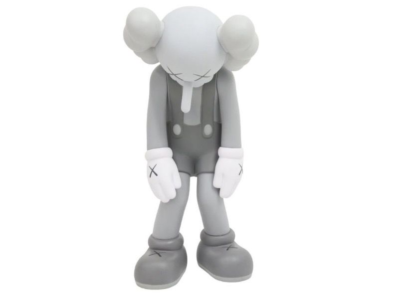 MEDICOM TOY - MEDICOM TOY メディコムトイ KAWS カウズ フィギュア 2017年 KAWS SMALL LIE グレー オブジェ 美品 31552 MEDICOM TOY メディコムトイ KAWS カウズ フィギュア 2017年 KAWS