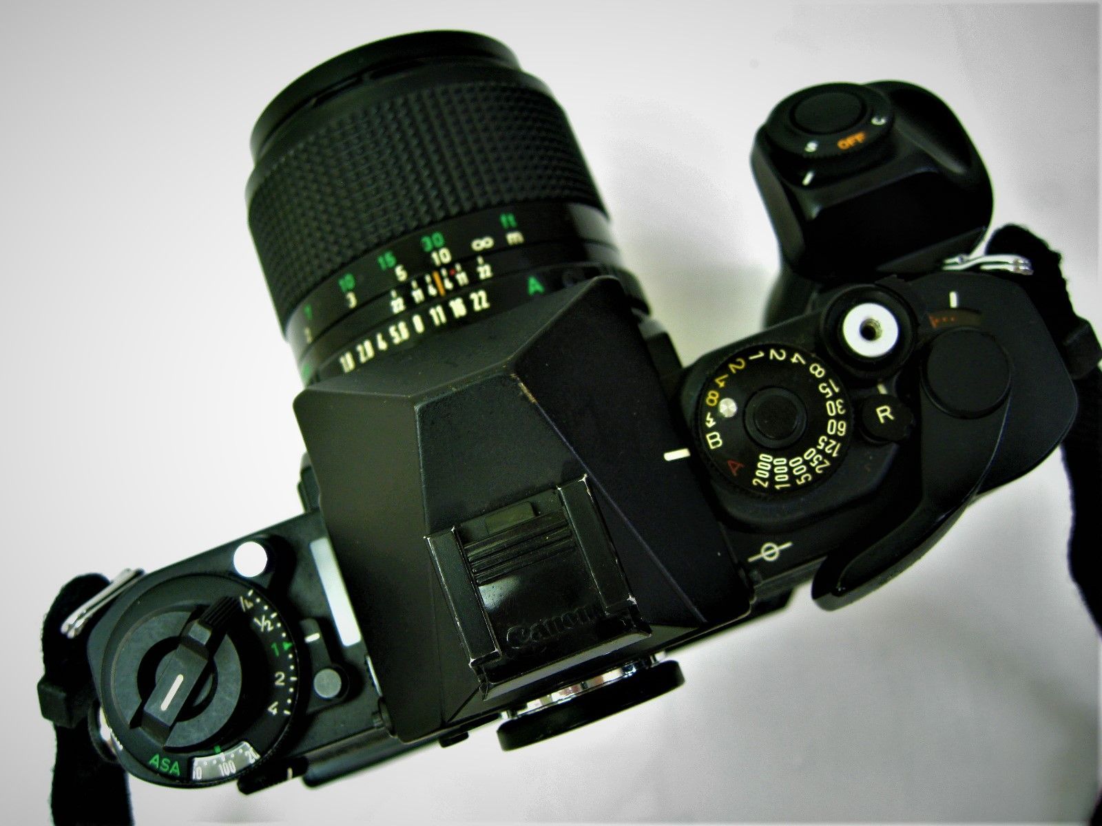 美品アンティーク キャノン NEW F-1 FD 85mm F1.8ワインダー付 1615943971.JPG?1657335294