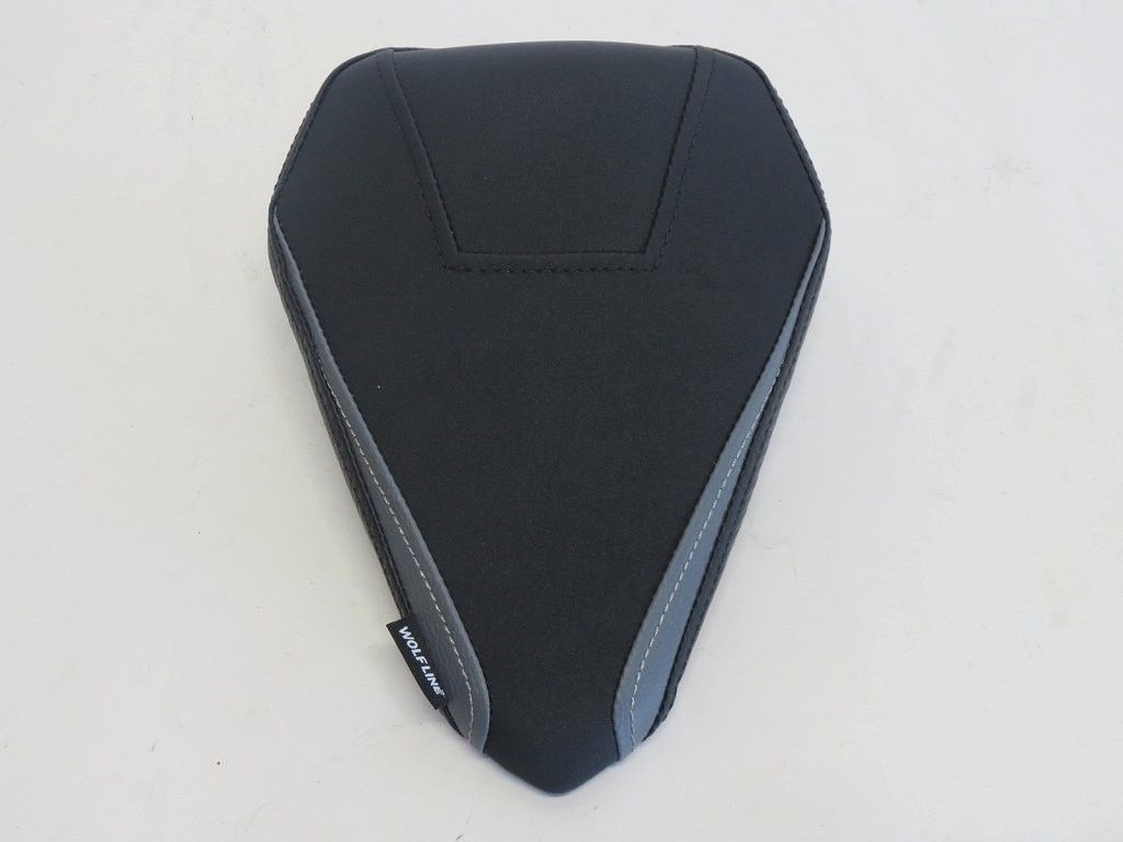 CBR1000RR-R cbr1000rr-r 2020-2024 リア シート カスタム 10mm アップ 黒灰 