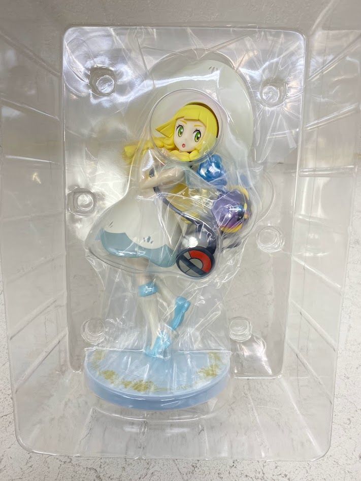 開封済・未使用品】ポケモンセンターオリジナル フィギュア リーリエ