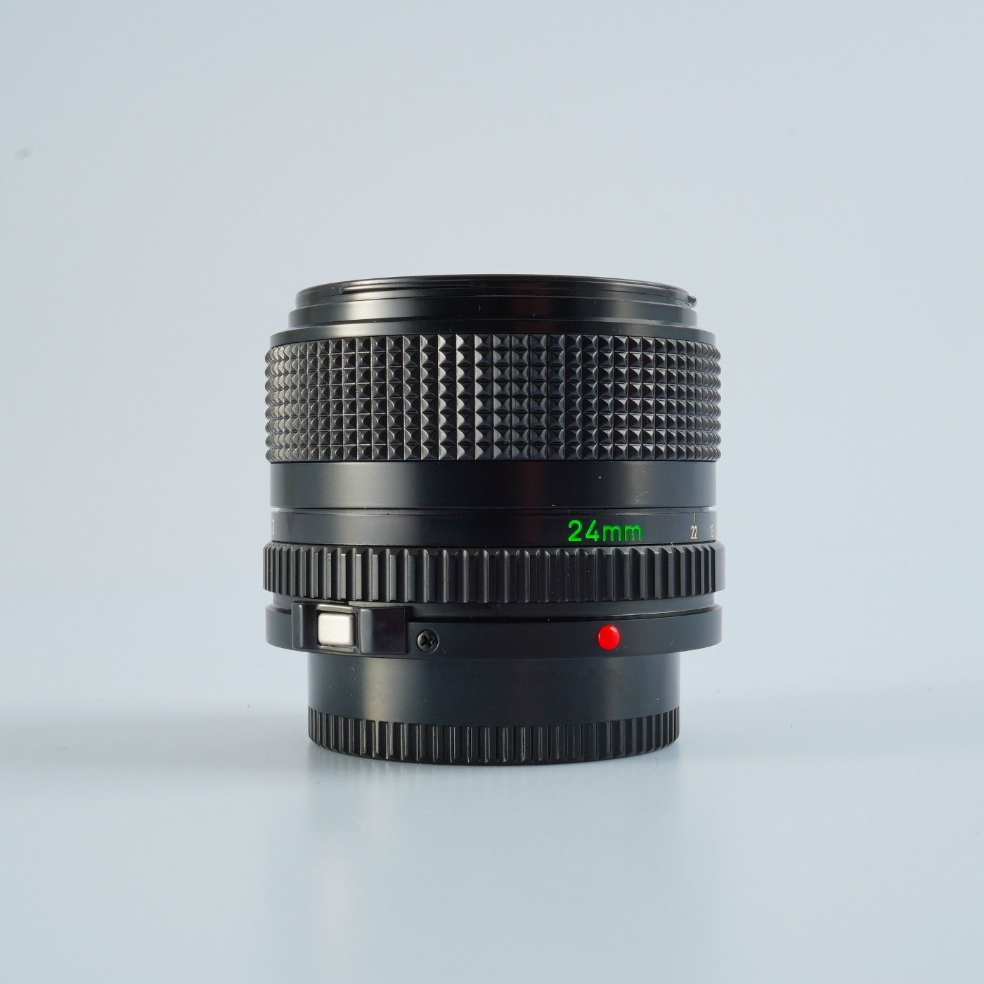 ジャンク】 Canon キヤノン New FD NFD 24mm F/2.8 単焦点レンズ