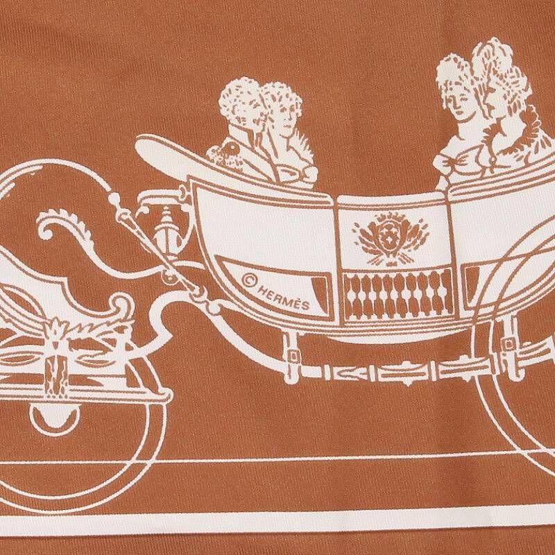 【美品】HERMES エルメス ポワントゥ スカーフ シルク トライアングル 楽天市場】HERMES エルメス ポワントゥ トライアングル シルク100