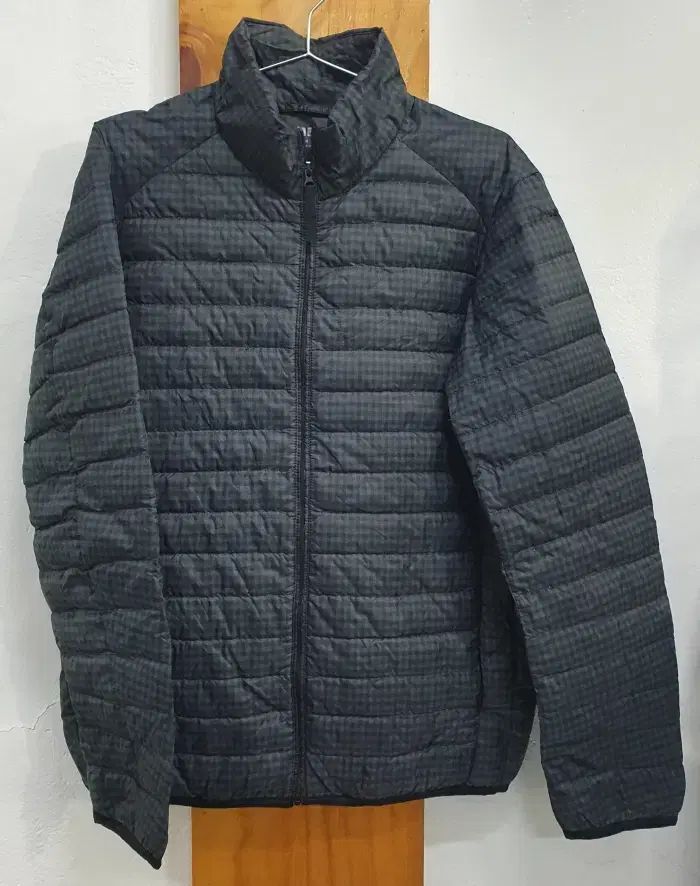 UNIQLO(ユニクロ) ダウンパッド入りベスト ( 95 ）