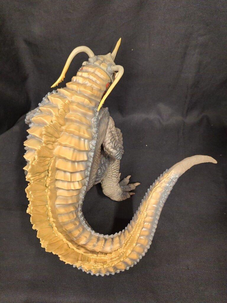 【新品未使用】CCP 1/6特撮シリーズ　ネロンガ（シン・ウルトラマン） Amazon | CCP 1/6特撮シリーズ ネロンガ シン・ウルトラマン 約