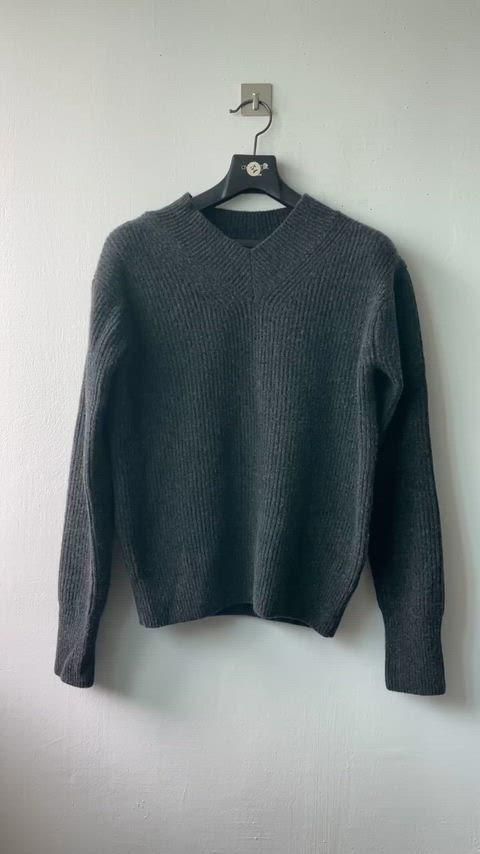 ラベル アーカイブ メリノ ファインウール Vネック ニット チャコール 1 内容