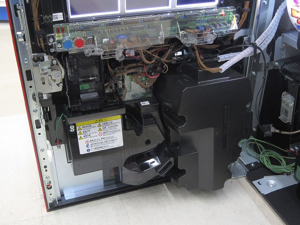 パチスロ実機 大都技研 押忍！番長ZERO コイン不要機付き 家庭用