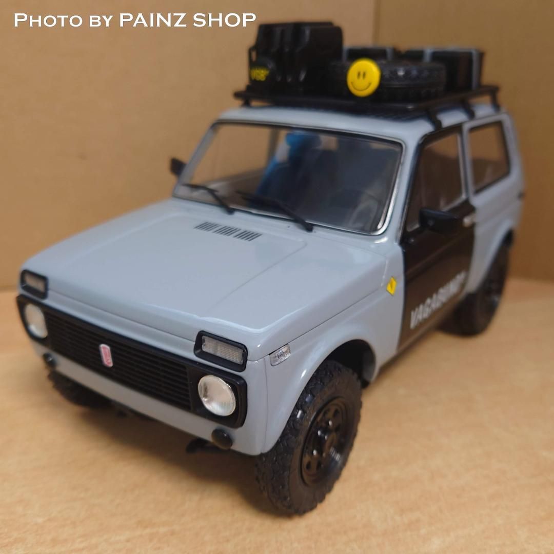 1/18 ラーダ ニーヴァ V Lada Niva 1980 グレー ソリド製 - メルカリ