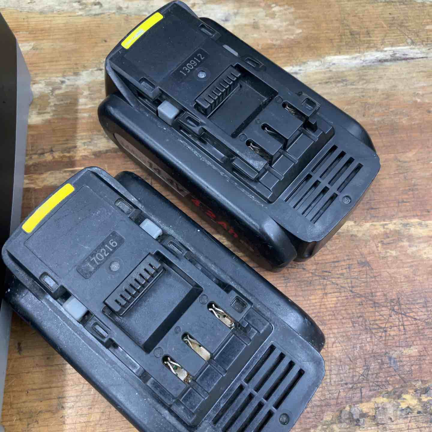 最終大幅値下げ。 品 パナソニック Panasonic コードレスマルチインパクトドライバー EZ7542LR2S-B 14.4V セット 柏店