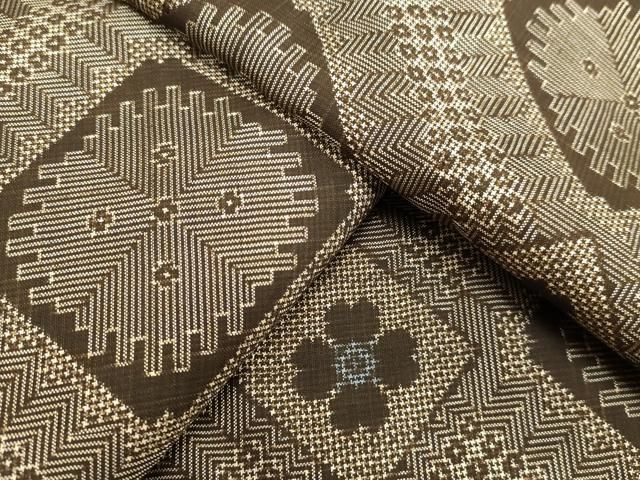 平和屋着物○本場大島紬 龍郷絣 秋名バラ 正絹 逸品 AAAX0715zg