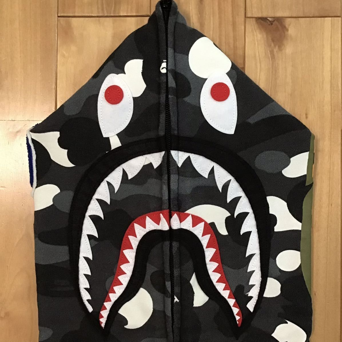 ☆蓄光☆ XL EMBROIDERY shark full zip hoodie City camo シャーク 