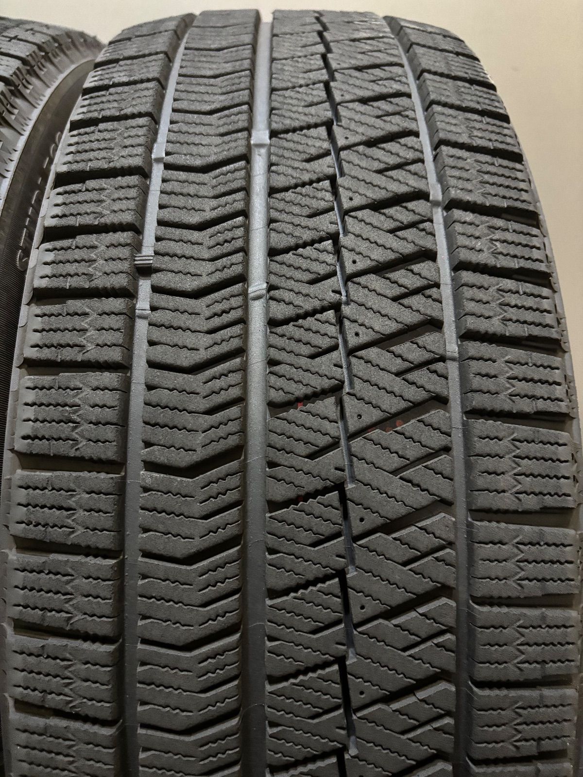 195 50R19 BRIDGESTONE VRX2 23年製 スタッドレス 4本 ブリヂストン ブリザック 60プリウス 南4-K195