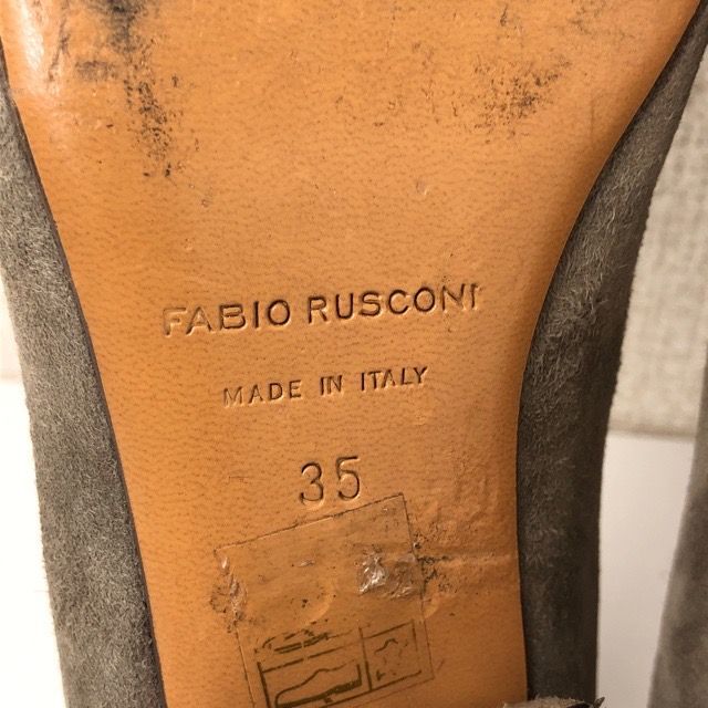 グレー スエード