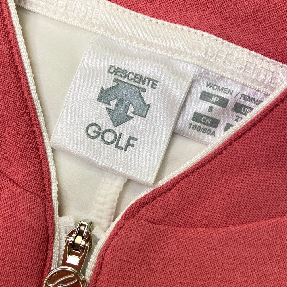 サイズ：S DESCENTE GOLF デサントゴルフ  ハーフジップ半袖Tシャツ  ピンク系 [240101423424] ゴルフウェア レディース ストスト サイズ：S DESCENTE GOLF デサントゴルフ ハーフジップ半袖T