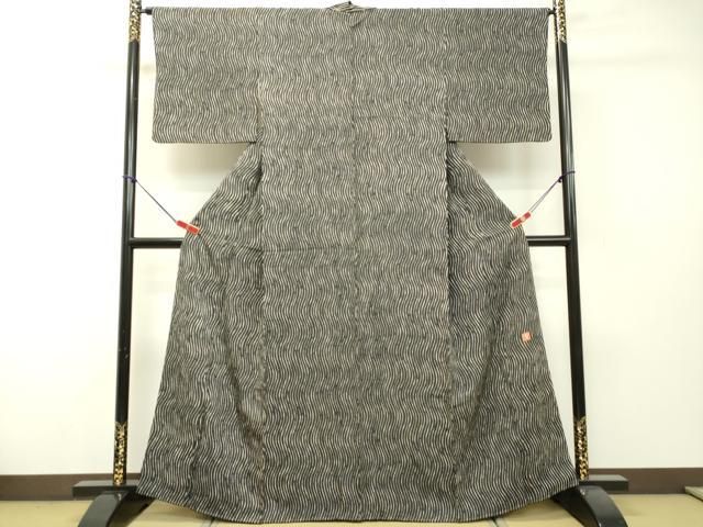 平和屋着物○ファッションデザイナー 花井幸子 小紋 流水文 黒地 正絹  