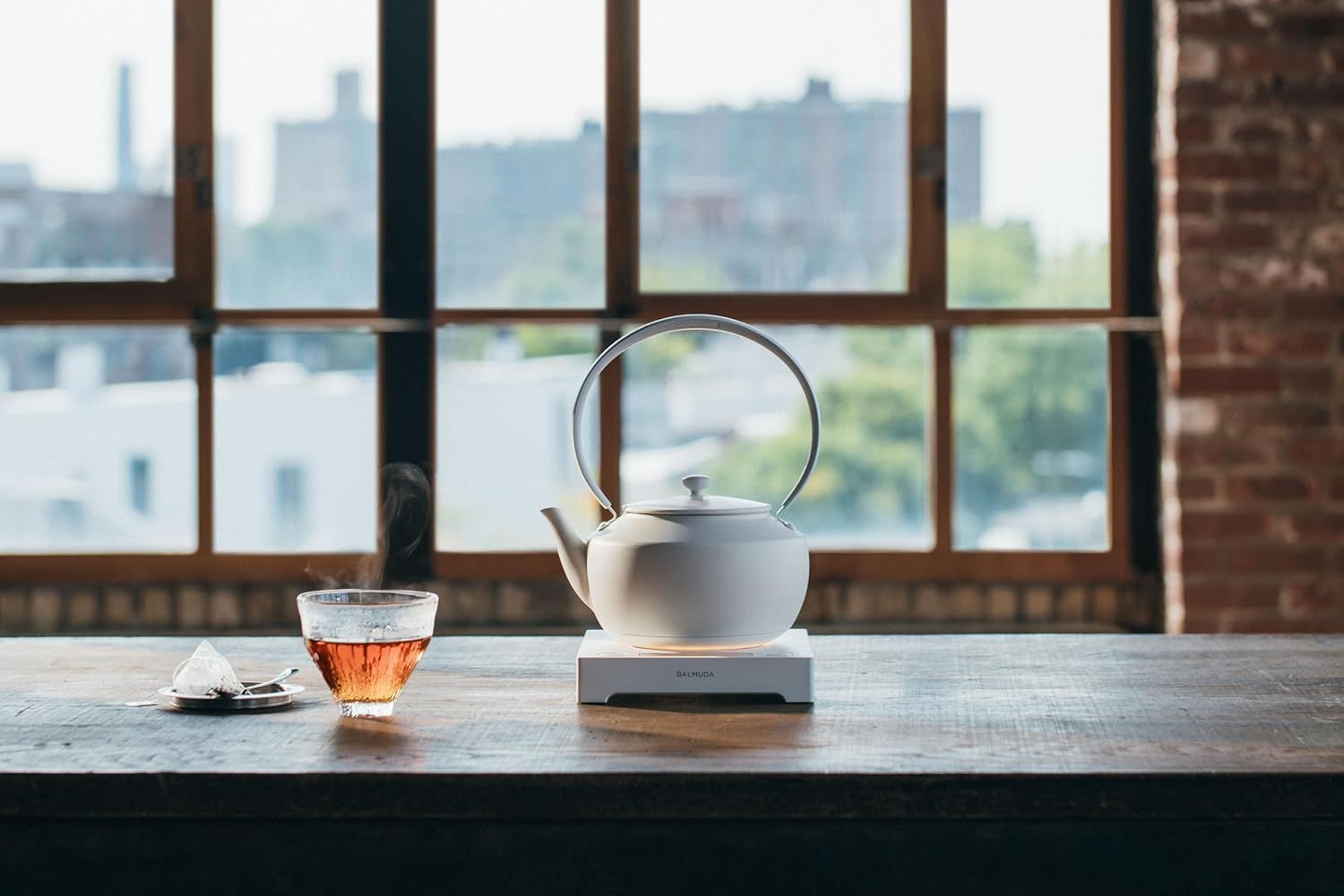 バルミューダ 新作 BALMUDA MOON KETTLE ホワイト 電気ケトル 楽天市場