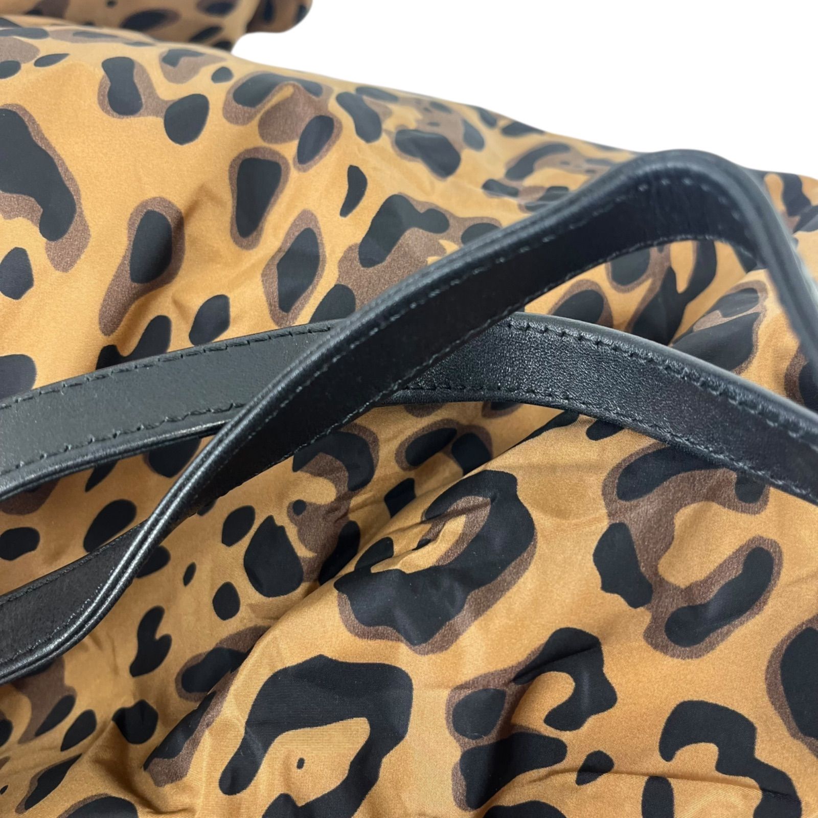 美品 ジミーチュウ JIMMY CHOO レオパード柄 ナイロン トート 