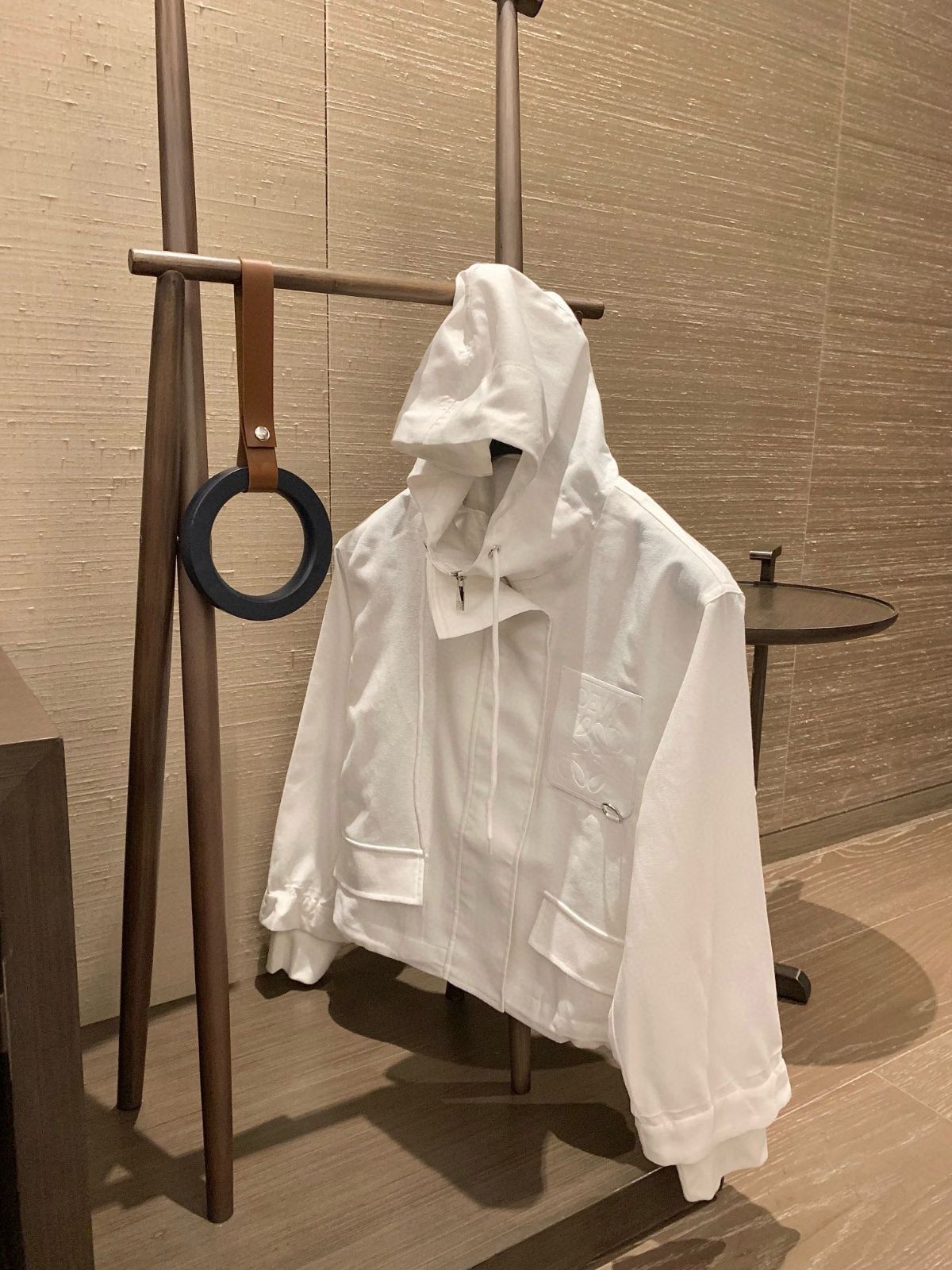 子羊の皮 ポケット付き連帽ファスナーの綿麻混紡ジャケット