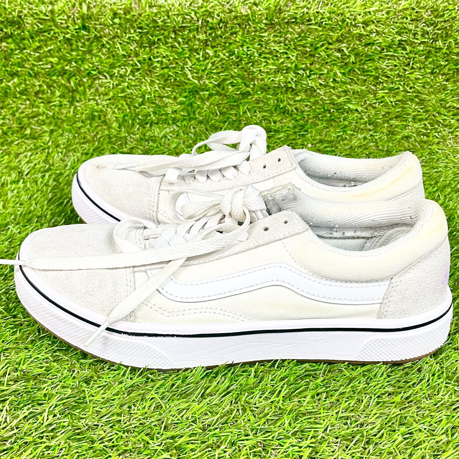 VANS (バンズ) NEW JAZZ ニュー ジャズ V2000. 復刻 スニーカー VANS (バンズ) NEW JAZZ ニュー ジャズ V2000. 復刻 スニーカー