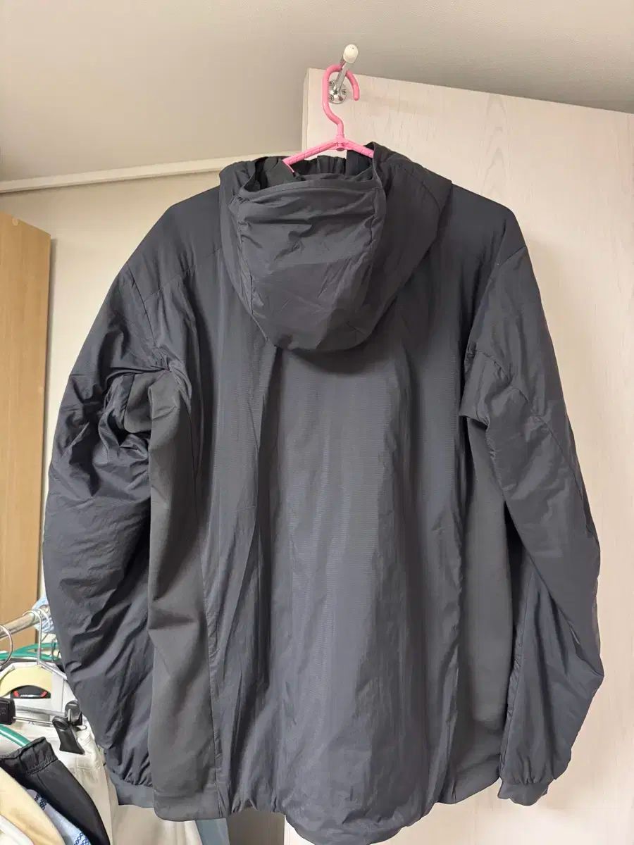 パーカー ブラック