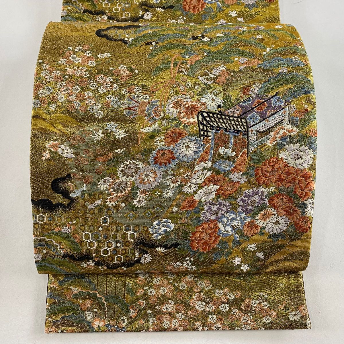 袋帯 美品 秀品 御所車 草花 箔 金色 全通 正絹 【中古】 - メルカリ