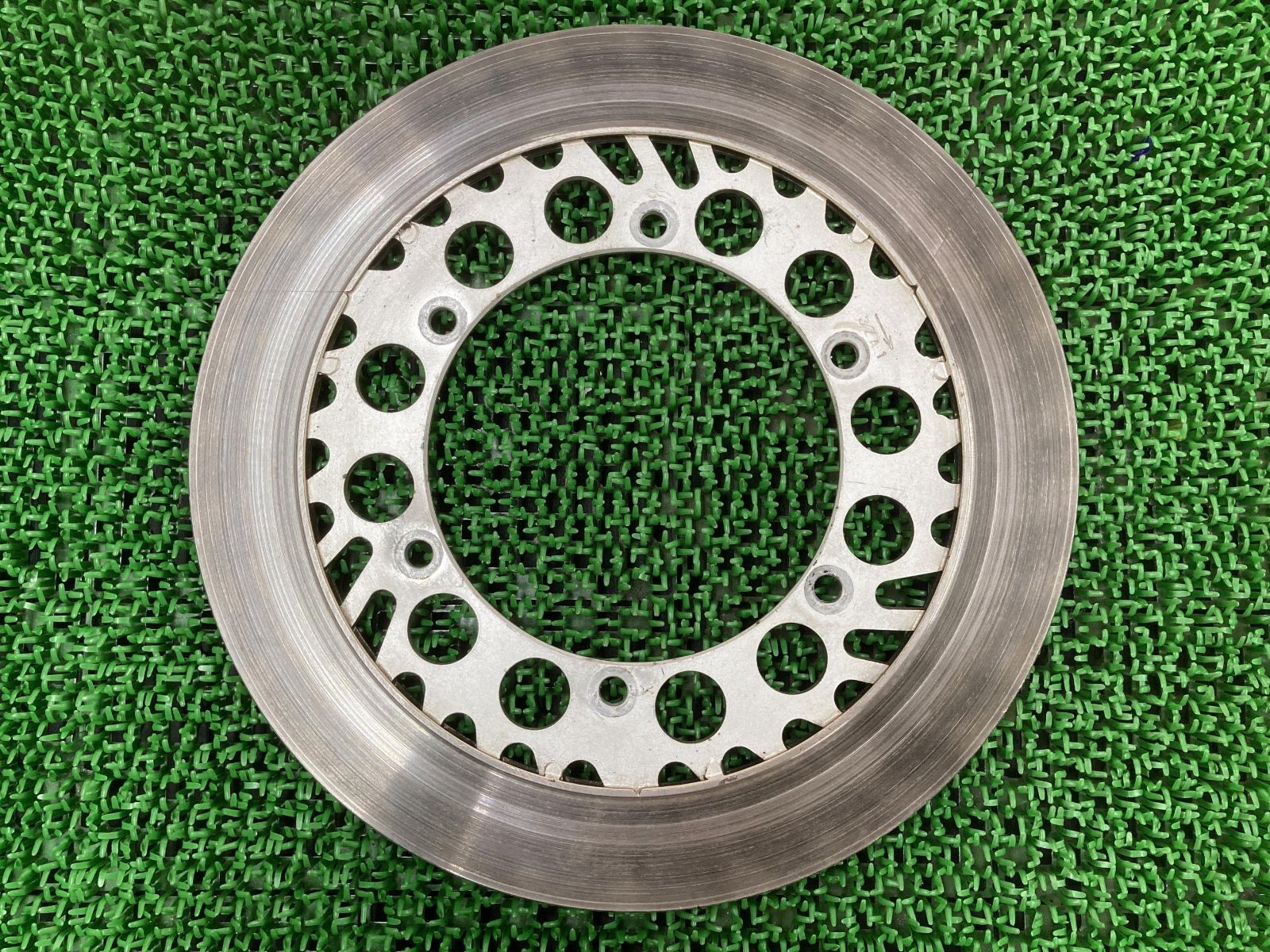 YZF-R1M 2024年 フロントブレーキディスク YZF-R1M 2024年 フロントブレーキディスク YZF-R1M 2024年 フロント