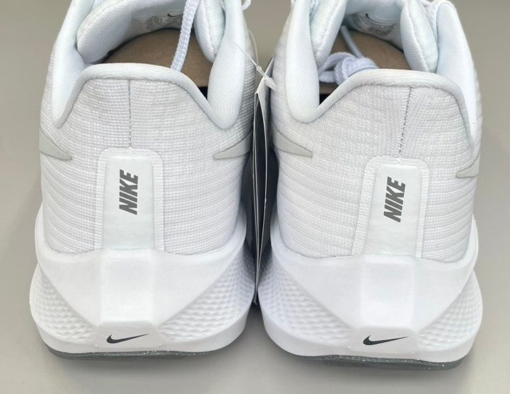 ナイキ NIKE エア ズーム ペガサス 39 White/Grey Fog ホワイト