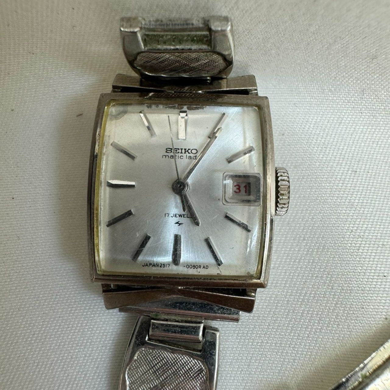 K【ヴィンテージ】SEIKO セイコー シルバー文字盤 手巻き 2517-3231 
