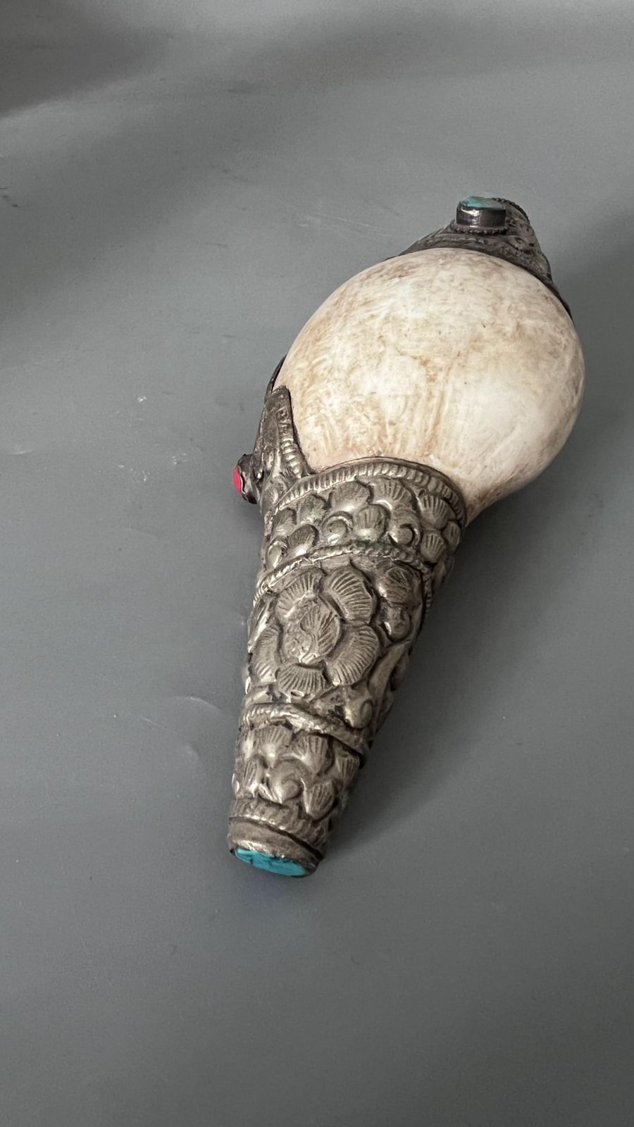 中国 玉石彫刻 小さな三足香炉 蓋炉 V 6621