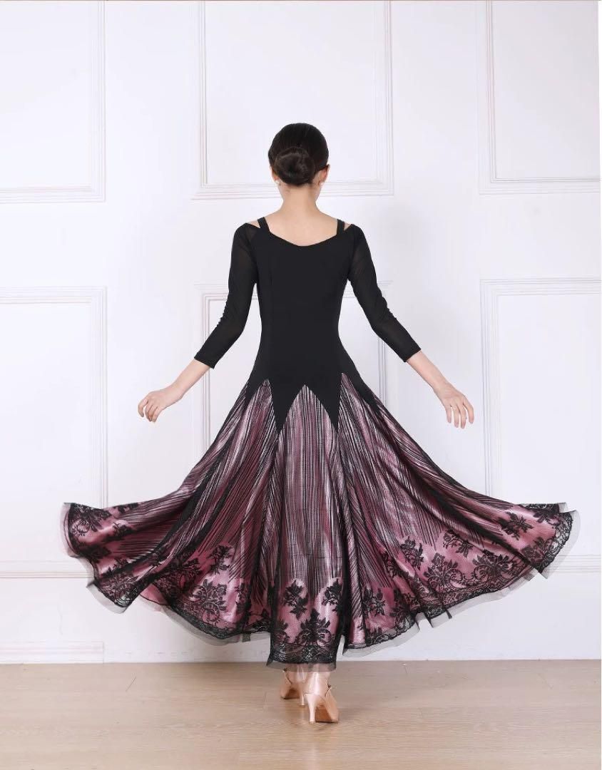 華やか刺繍ワンピース◆練習からダンスパーティー、発表会まで使える！ 華やか刺繍ワンピース◇練習からダンスパーティー、発表会まで