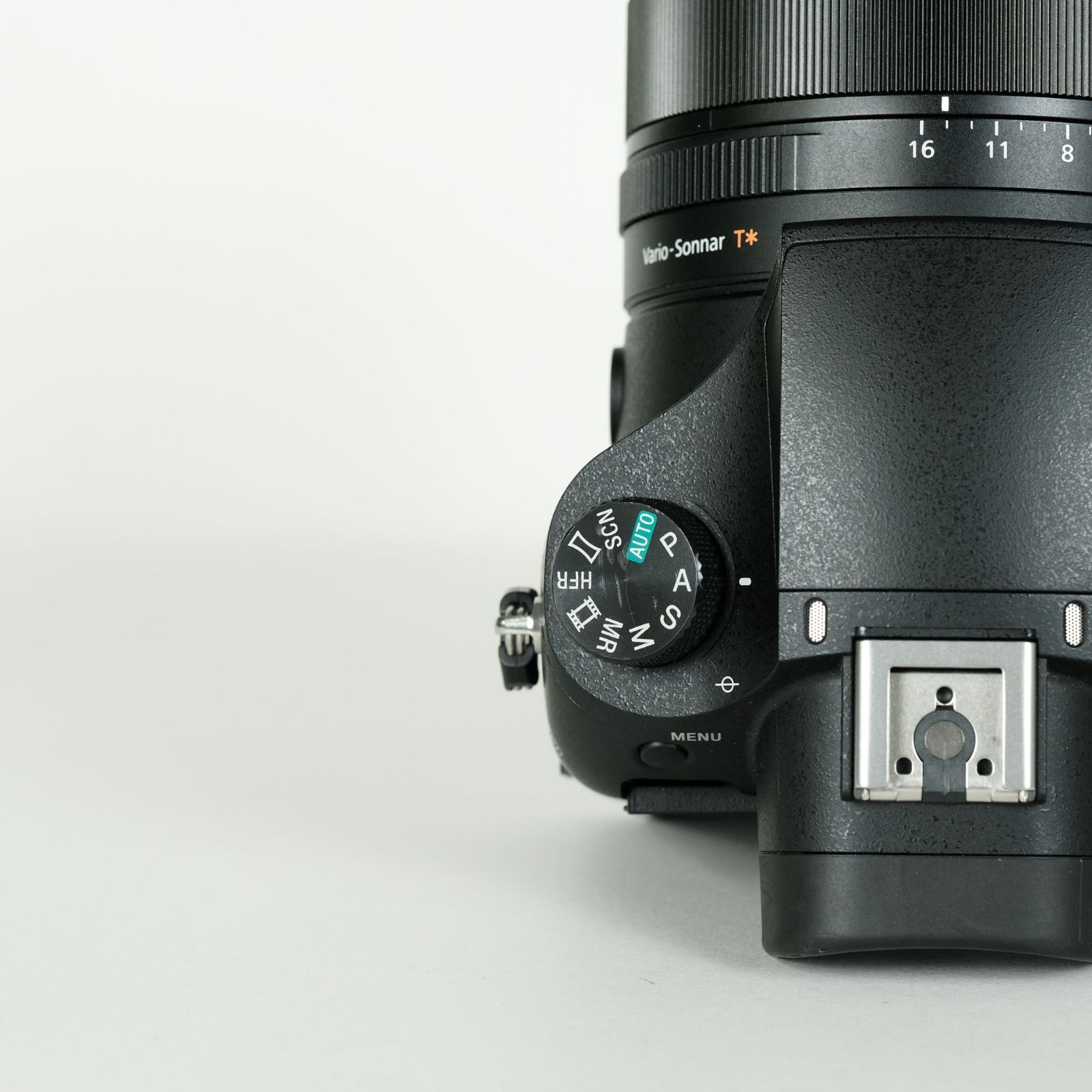 e482】美品 SONY Cyber-shot DSC-RX10M3 ソニー サイバーショット 24 