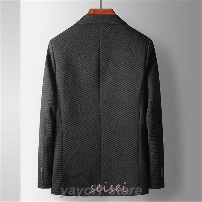 テーラードジャケット