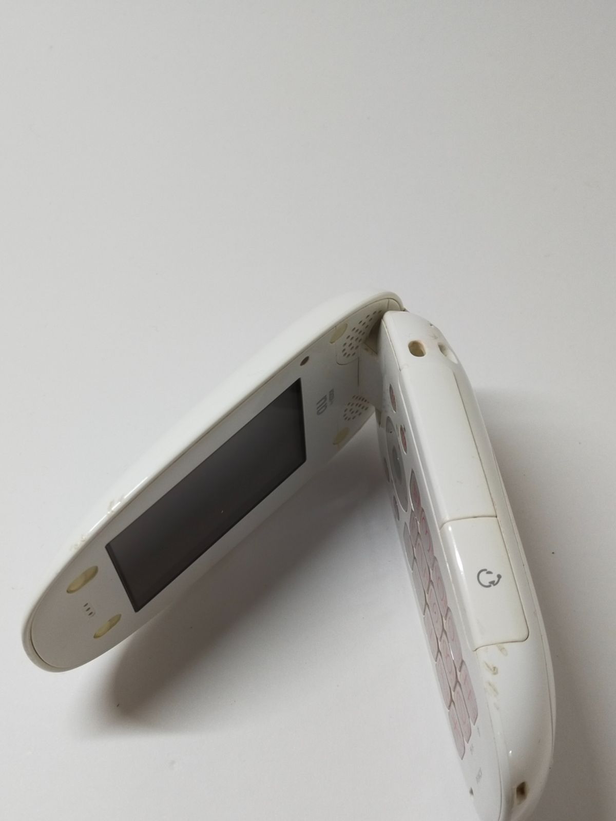 PENCK W31H ガラケー (箱付き) au design project