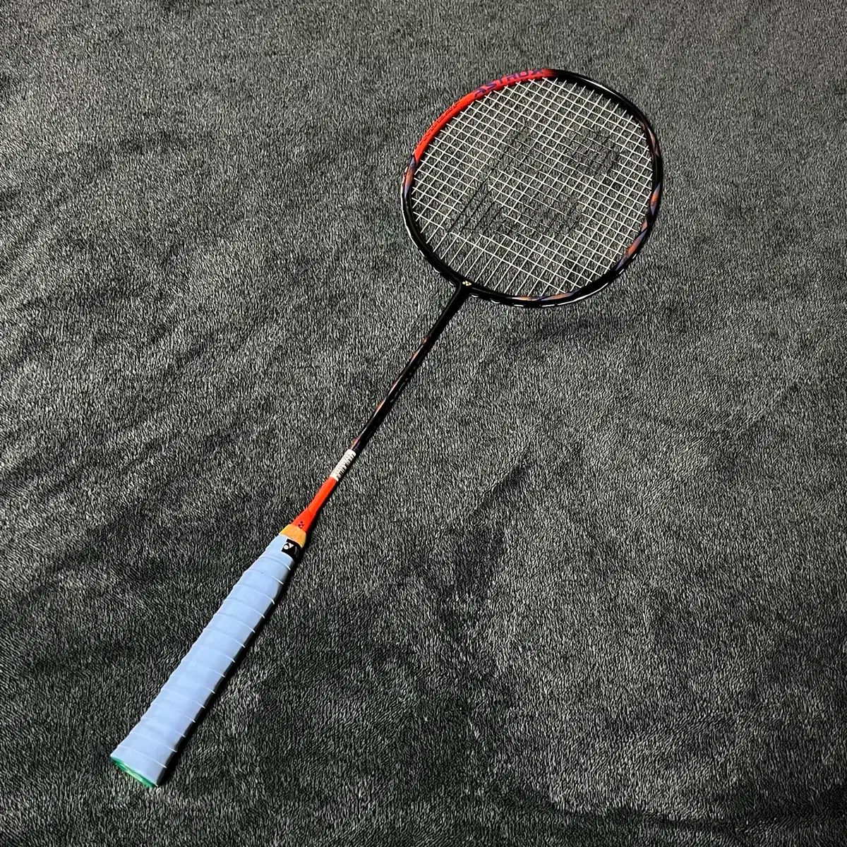 ヨネックスラケット　アストロクス77pro 2本セット プレシジョンスキャンで計測】アストロクス 77 プロ ASTROX 77 PRO