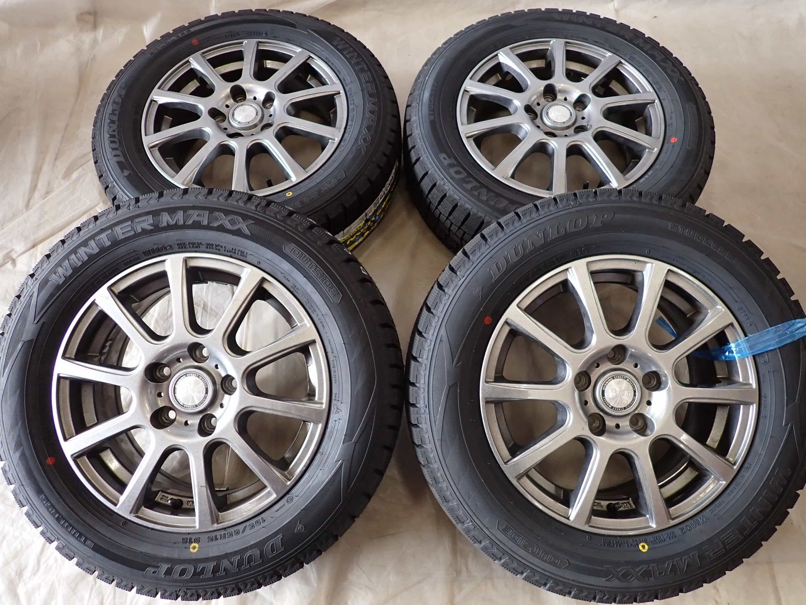 海外限定。 冬 製 4本SET 会社宛 195 65R15×6J 91S ダンロップ WINTER MAXX WM02 アルミ ステップ アクセラ ヴォクシー NO D6448 初心者