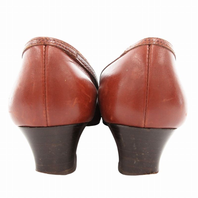 サルバトーレフェラガモ Salvatore Ferragamo パンプス ヴァラ
