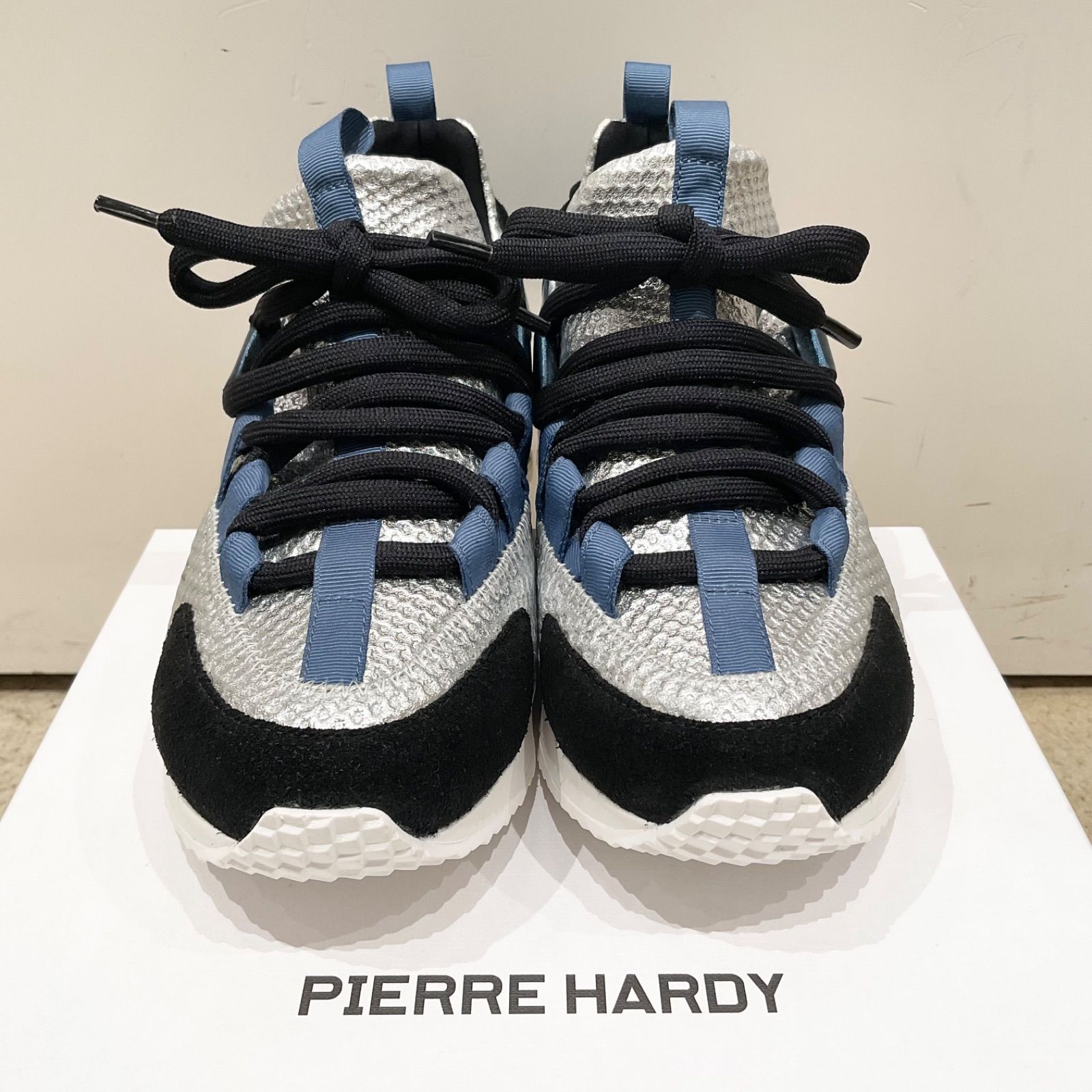 スマイル　Pierre hardy ピエールアルディ　スニーカー　38 PIERRE HARDY ピエールアルディー スニーカー - メルカリ