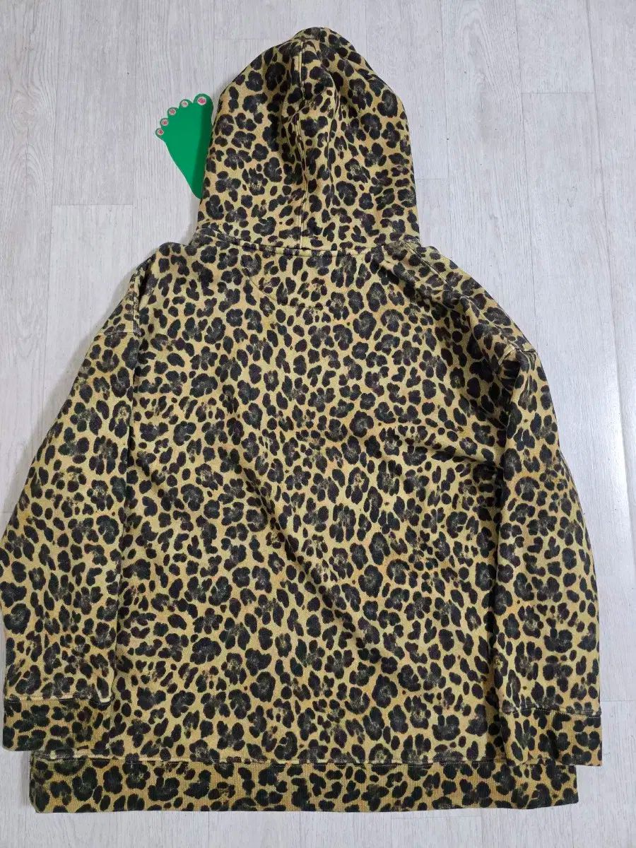 Valentino ヴァレンティノ レオパード フード付きTシャツ M 品 レディース トレーナー ジップアップ