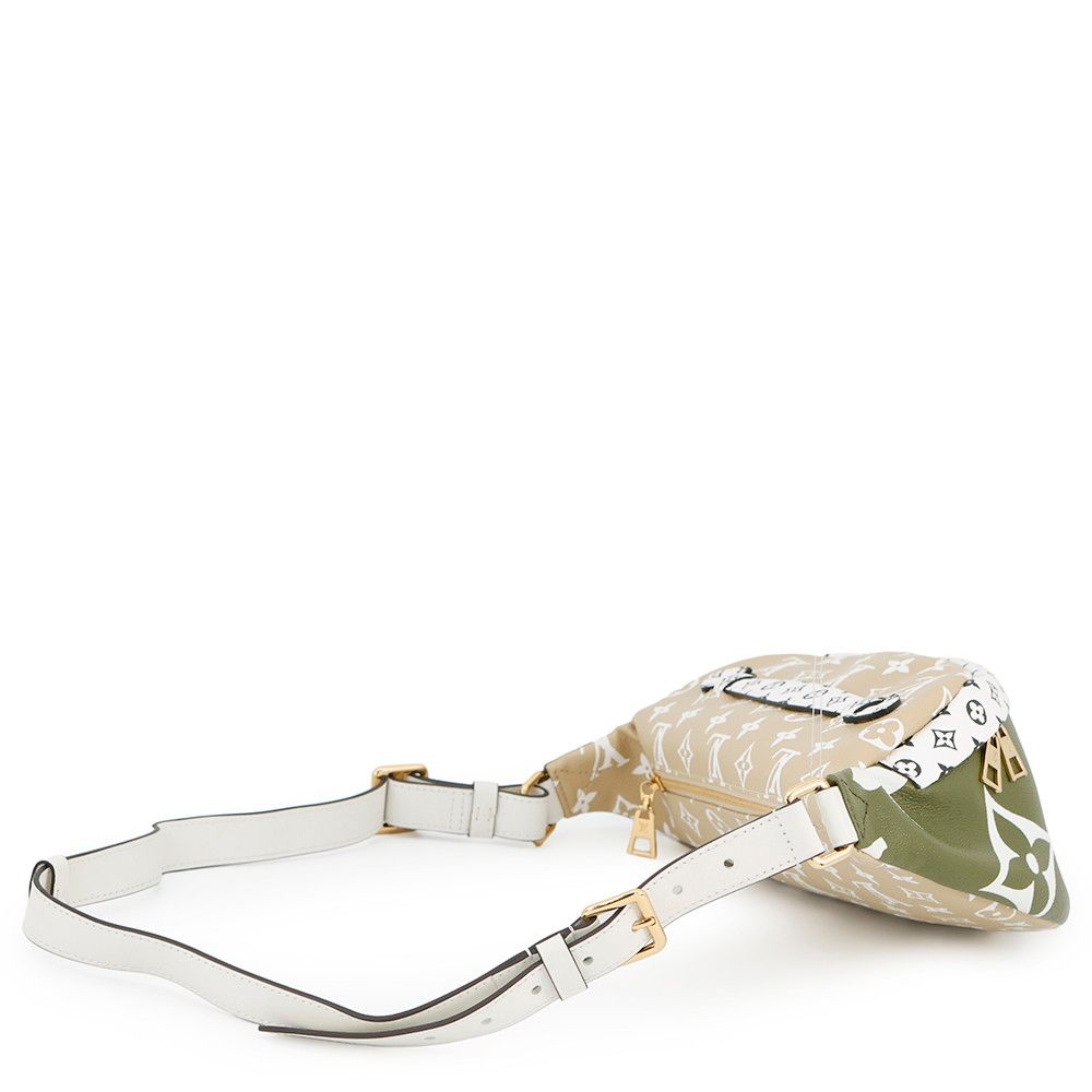 ルイヴィトン ボディバッグ モノグラムモノグラム ジャイアント バムバッグ M44611 LOUIS VUITTON ヴィトン バッグ