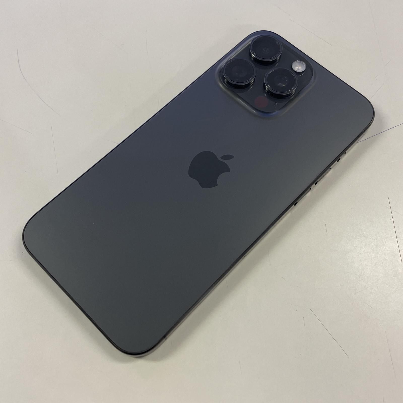 SIMフリー iPhone 15 Pro Max 256GB ブラックチタニウム - メルカリ