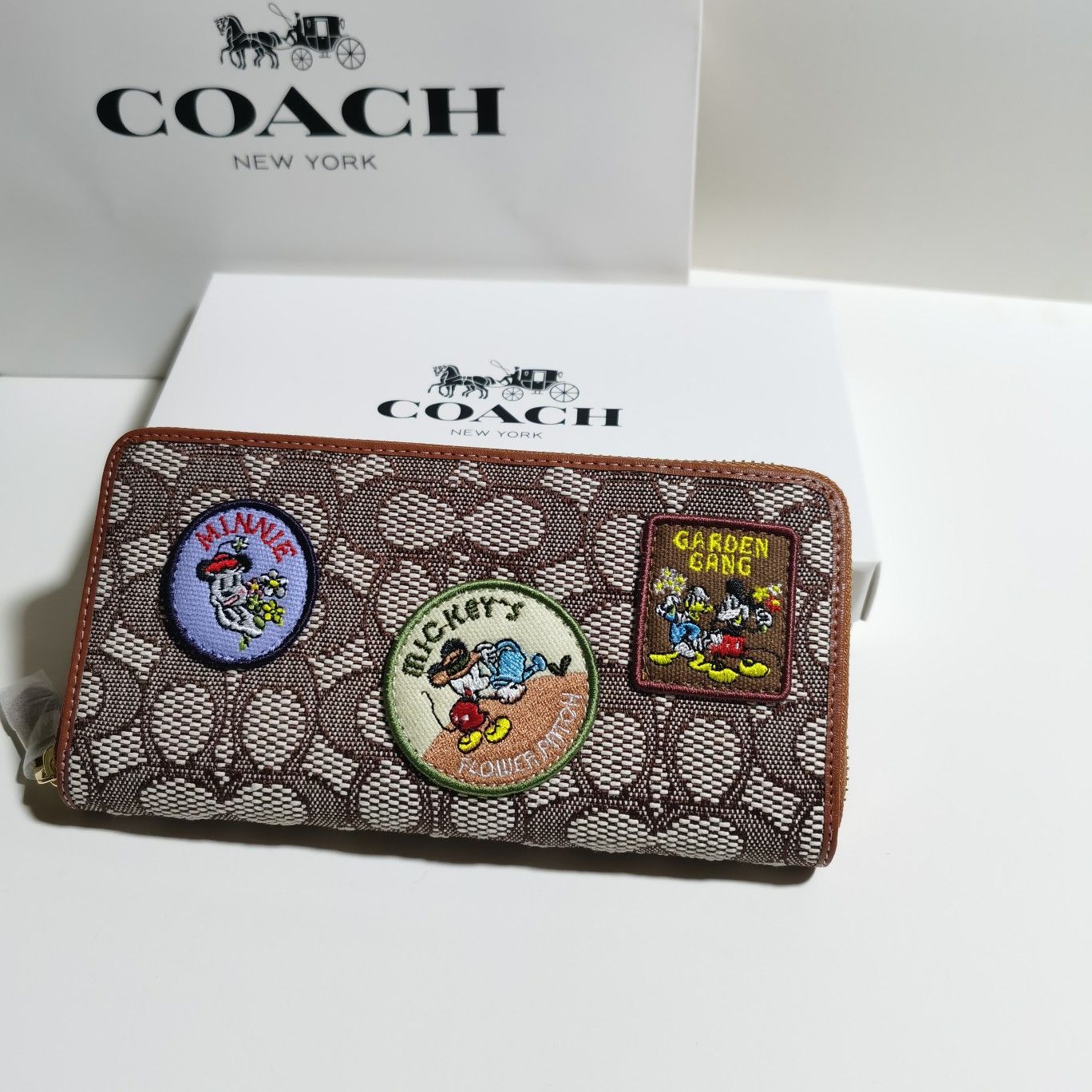 COACH コーチ 長財布 C8578 ウォルトディズニー50周年コラボ - メルカリ