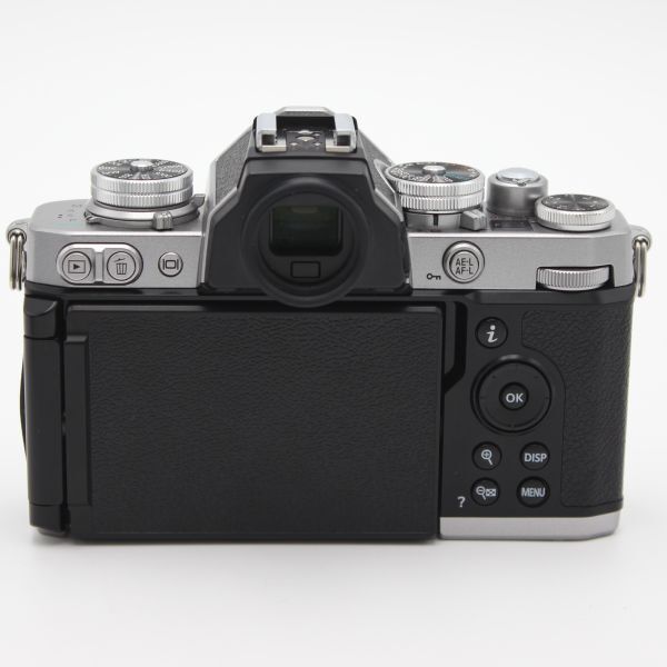 f|2.8