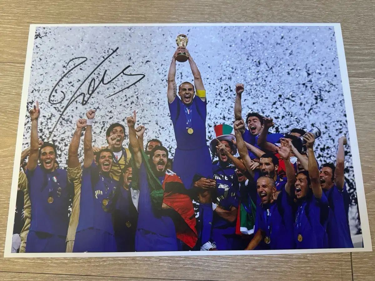 イタリア代表ファビオ・カンナバーロ レアル・マドリード 直筆サイン