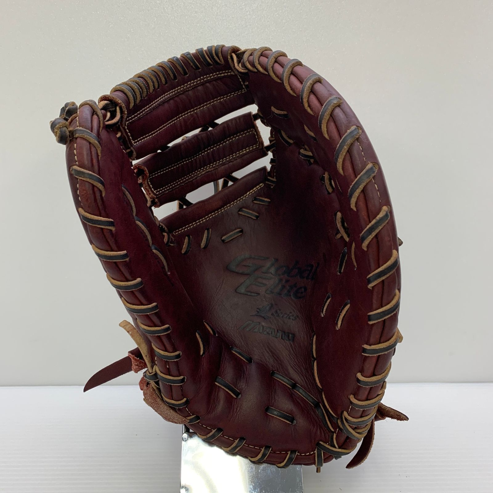 新品未使用 ミズノ グローバルエリート 軟式用ファーストミット 野球