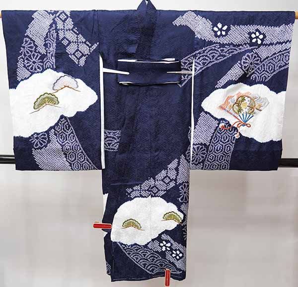 正絹　産着　未使用 お宮参り 産着 男児 正絹 のしめ 着物 高級 綸子地 絞り 総刺繍 鷹